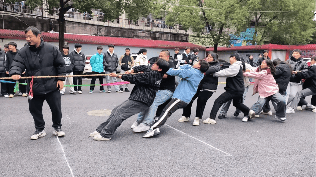 欧预赛胜负乃兵家常事，豪强斗志昂扬